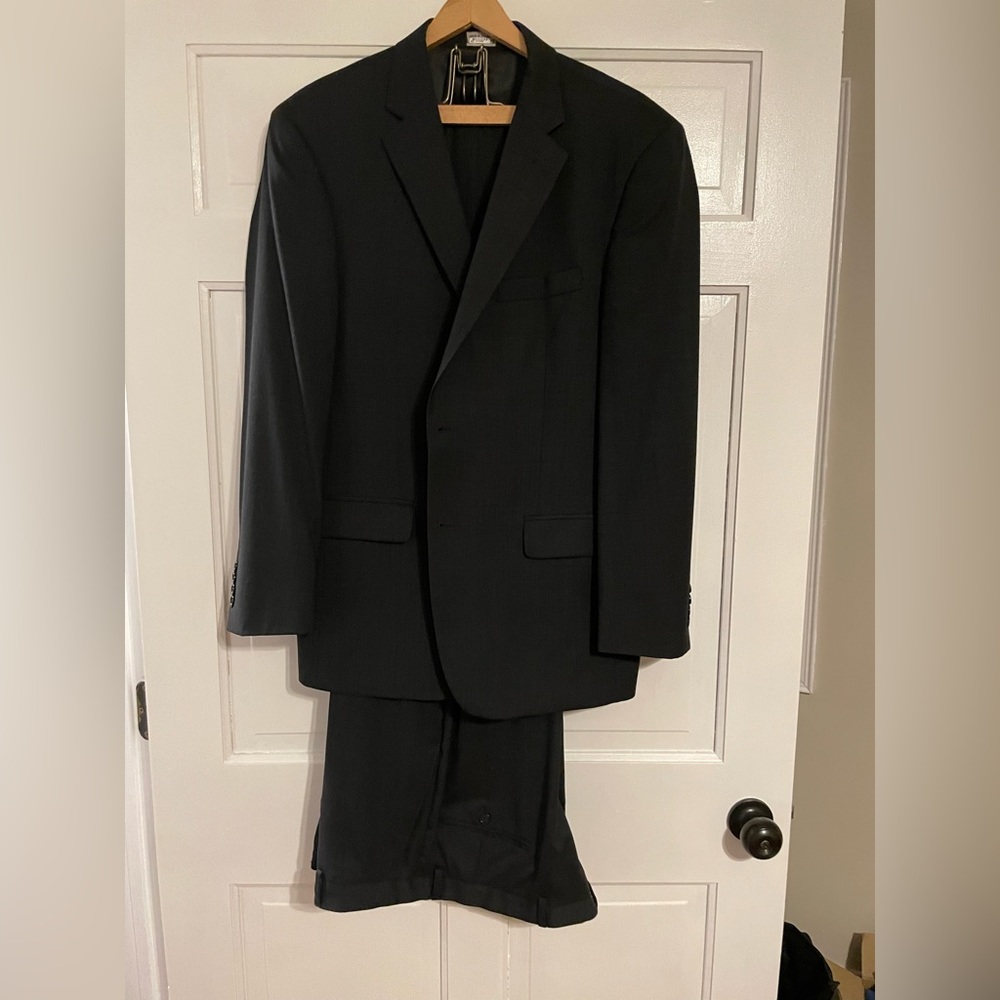 2 piece suit in great condition!
